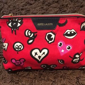 Estée Lauder makeup bag